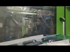 Wstrzyknięcie plastikowej osłony myszy